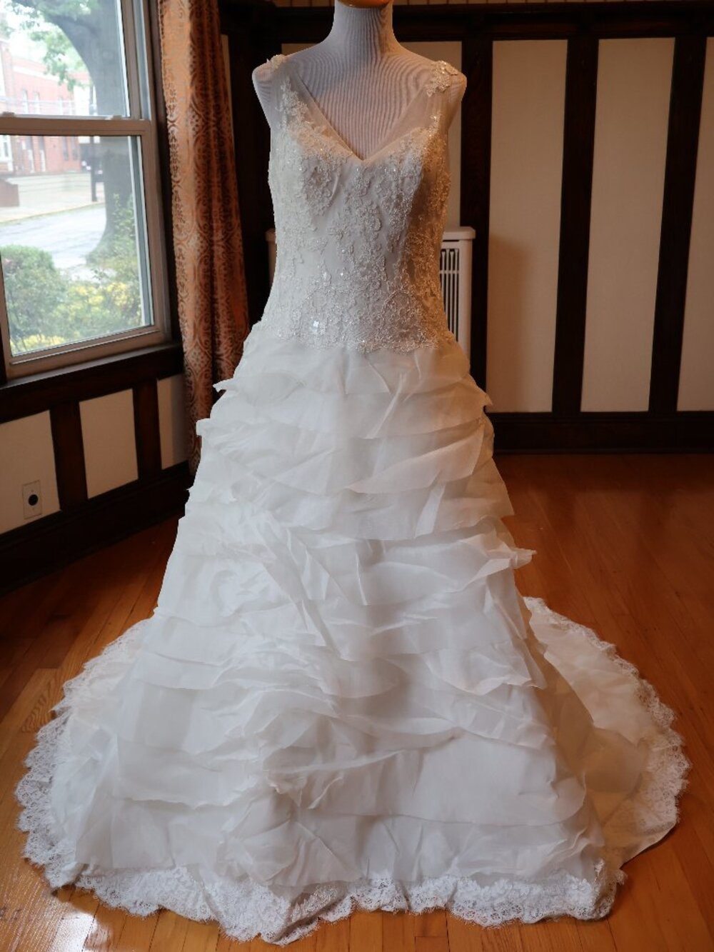 San Patrick by Pronovias Wedding Dress